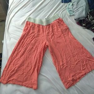 Peach Flare Capris :)